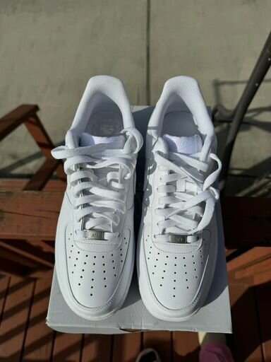 Nike Air Force 1 Triple White