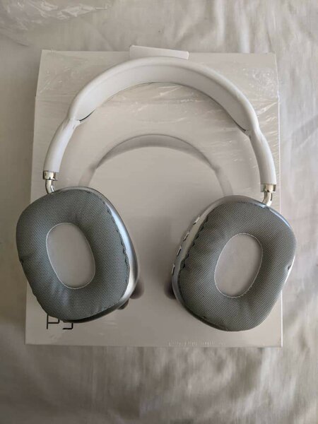 P9 Wireless Headphones