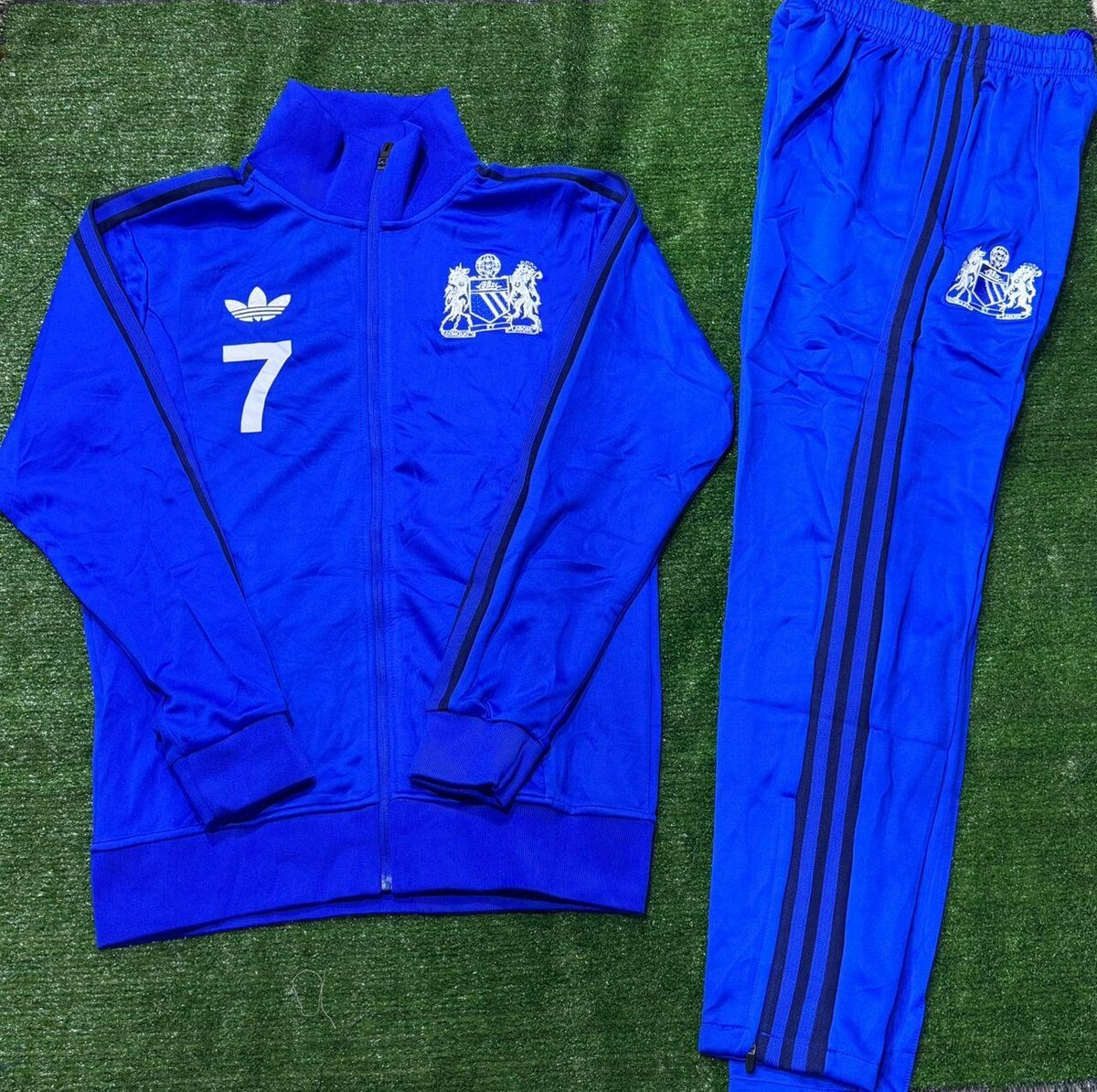 Ensemble de survêtement sportif