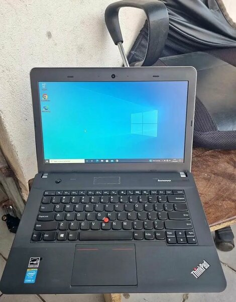 PC Portable Lenovo ThinkPad
