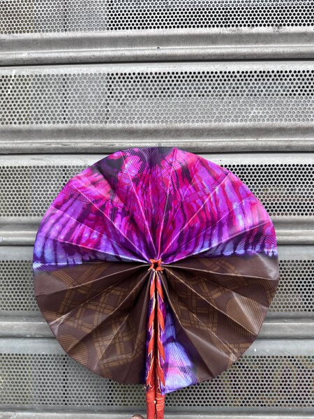 Eventails artisanaux