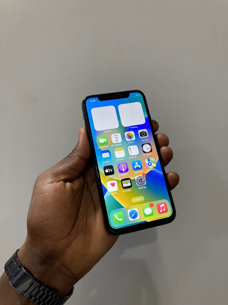 iPhone X 64GB ( no Face ID )