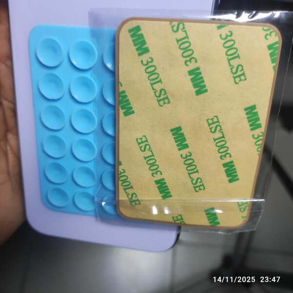 12Ventouses à cole Colorés