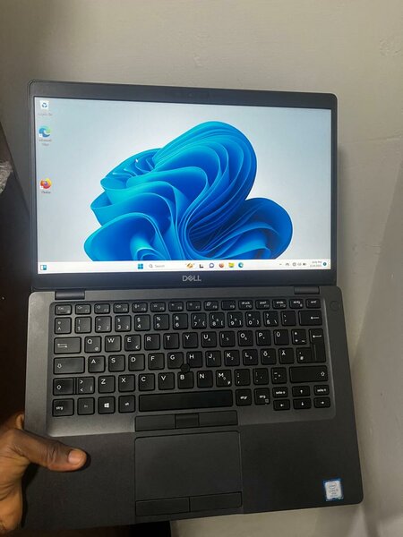 Dell Latitude 5400