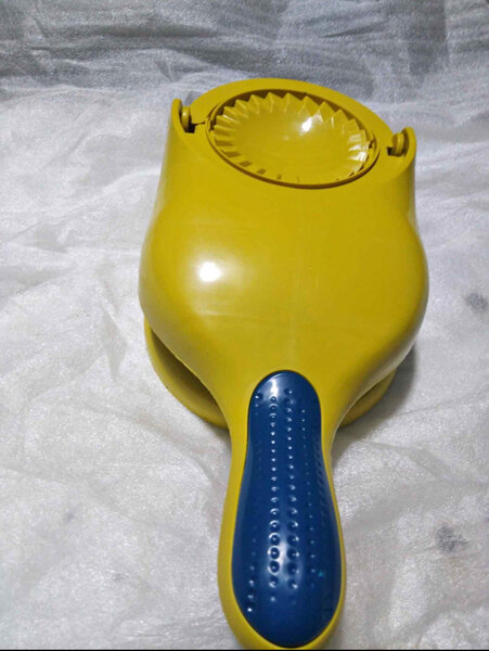 Appareil à faire des raviolis