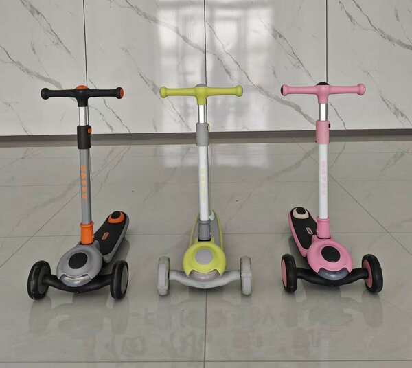 Самоткат детский музыкальний