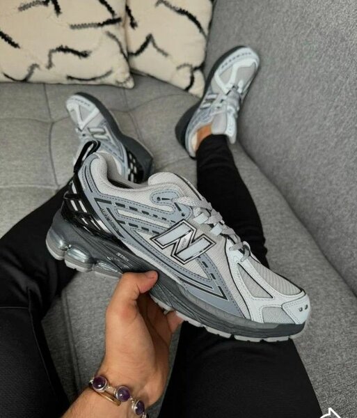 Baskets New Balance Grises