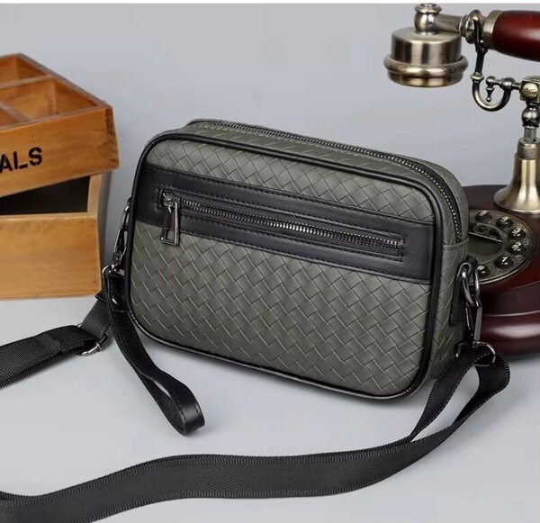 Sac bandoulière tressé élégant