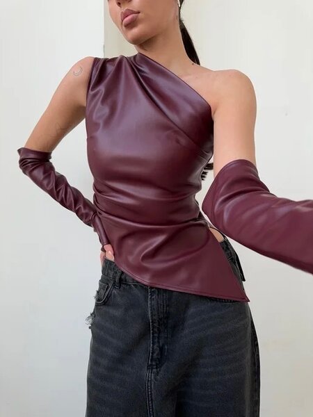 Топ кожаный