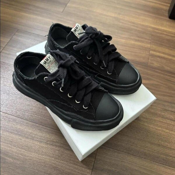 Chaussures noires décontractées