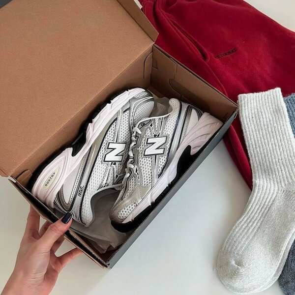 New balance 740