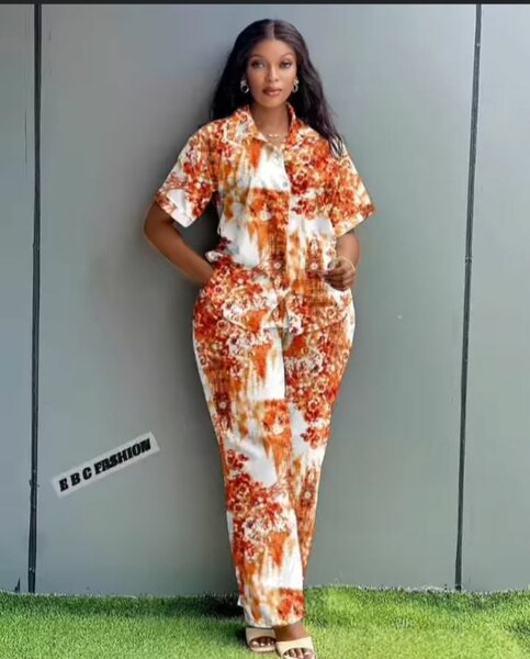 Combinaison imprimée colorée