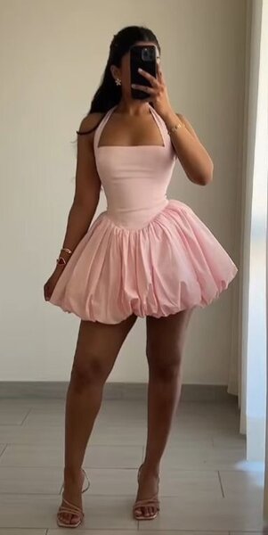 Robe Bouffante Élégante