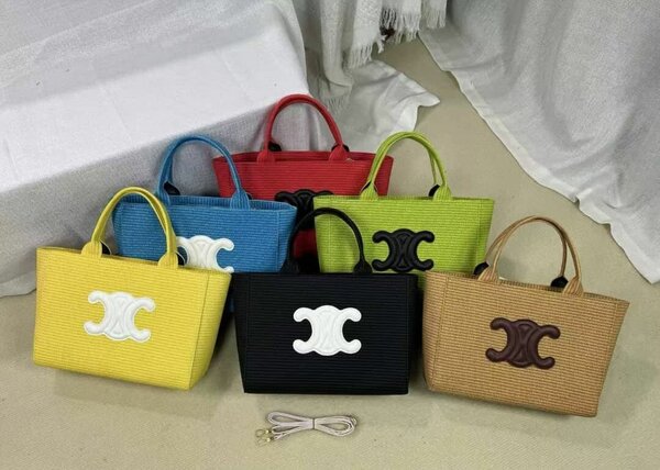 Sac à main en paille coloré