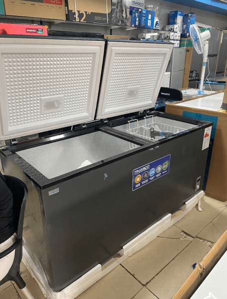 Congélateur coffre double porte