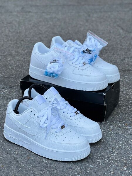 Baskets blanches classiques