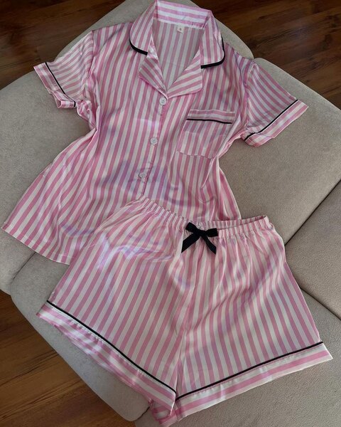 Pyjama court rayé rose