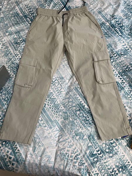 Pantalon cargo