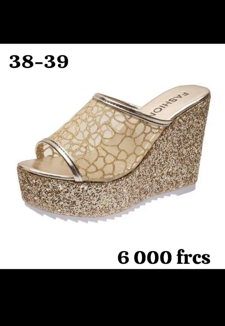 Sandales Compensées Pailletées