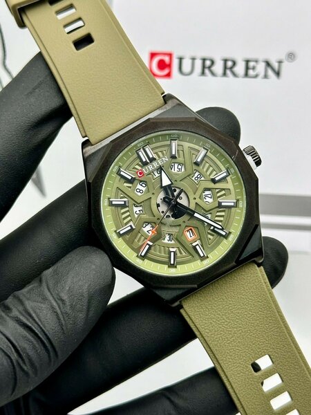 Montre Curren