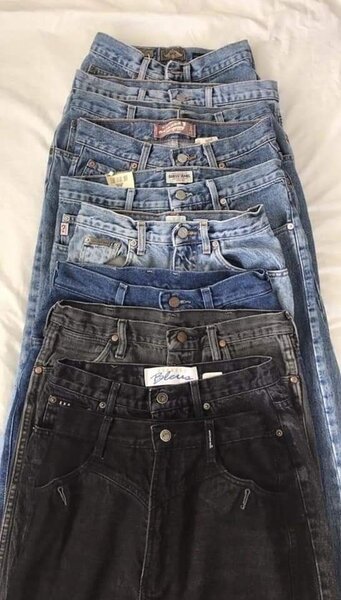 Lot de jeans vintage tendance