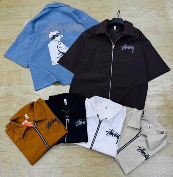 Chemise à manches courtes unisexe