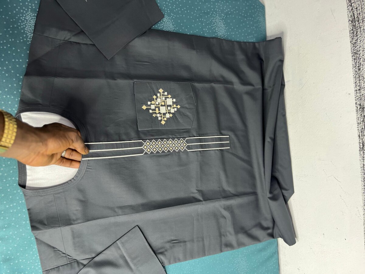 Boubou homme brodé élégant