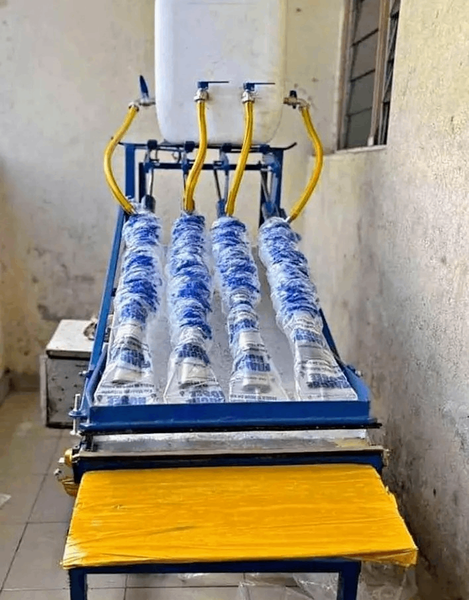 Machine de fabrication de savon à froid