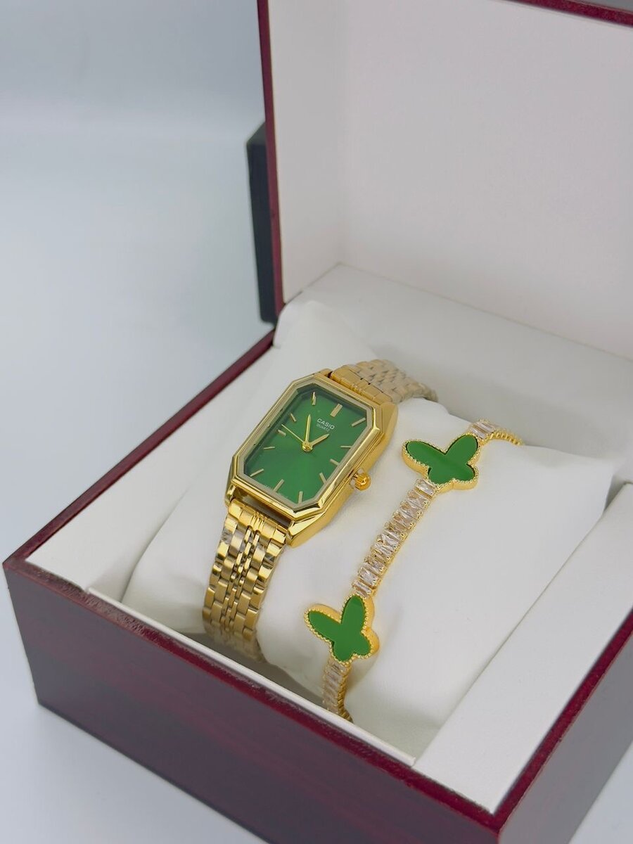 Montre Casio dorée élégante