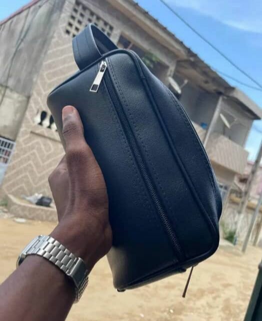 Pochette en cuir élégante