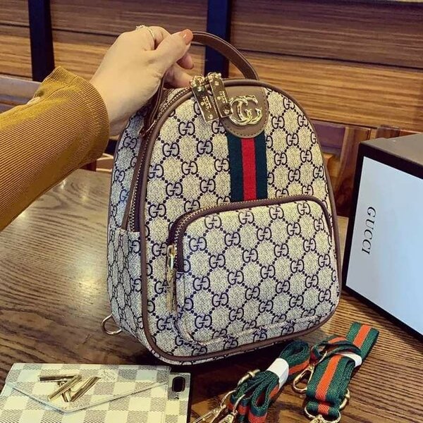 Sac à dos Gucci en toile marron