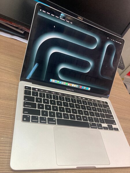 MacBook Pro 2019 10/10 8gb/256