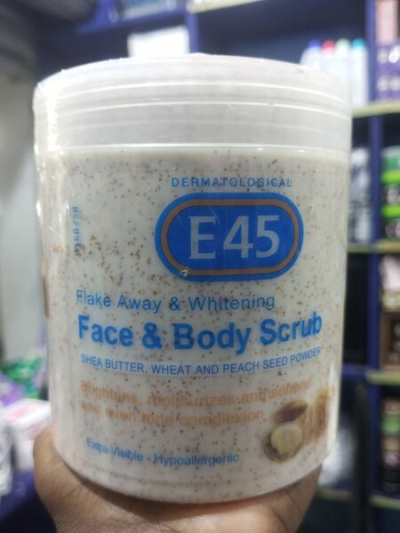 E45 Gommage Visage & Corps