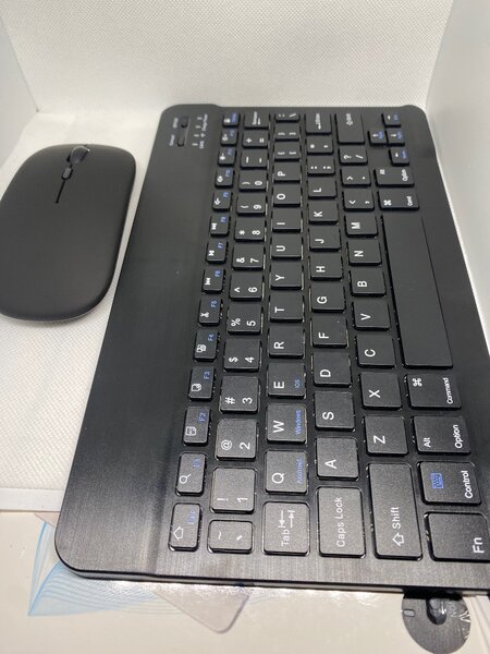 Bluetooth Wireless rechargeable keyboard and mouse