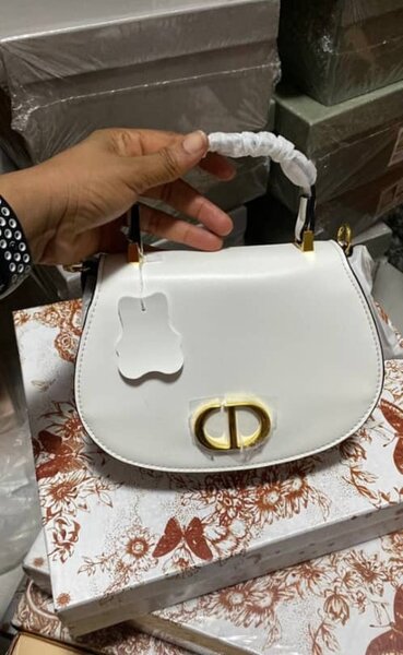 Sac à main élégant en cuir