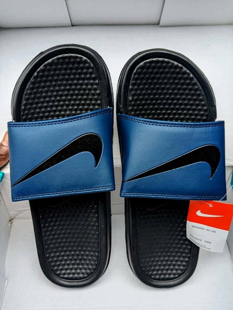 Nike slippers