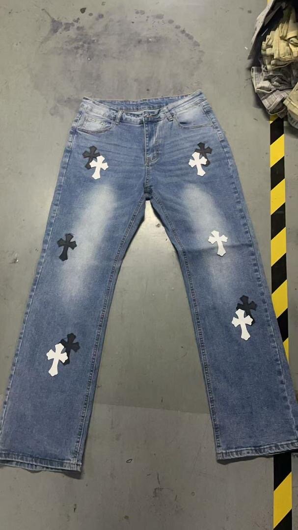 Jean oversize Croix décoratives