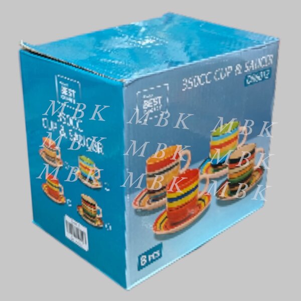 Ensemble de tasses et soucoupes