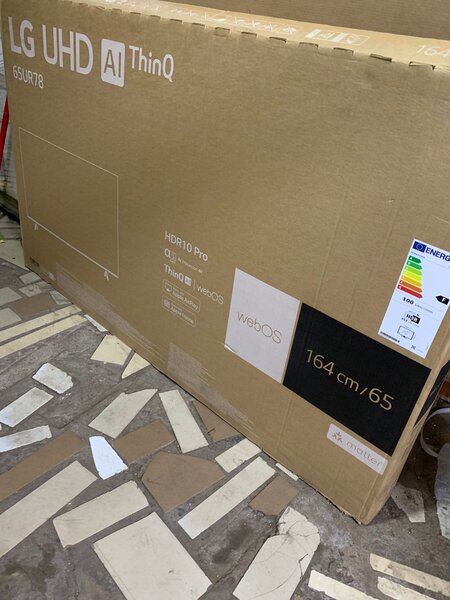 LG Smart Flatscreen TV