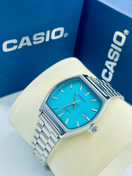 Montre Casio Élegante