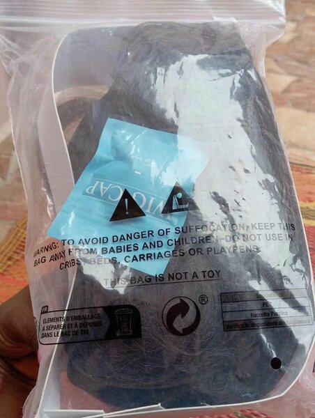 Perruque synthétique longue élégante