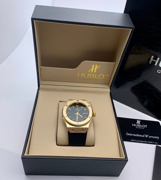 Montre Hublot Classic Fusion