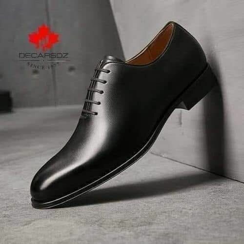 Chaussures Richelieu en cuir noir