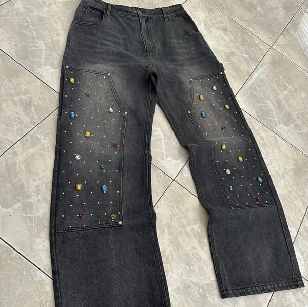 Jean noir avec perles