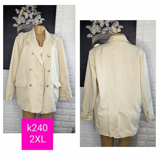 Beautiful and stylish women's jacket