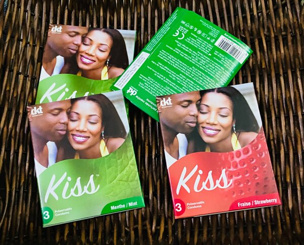 12 préservatifs (4 paquets