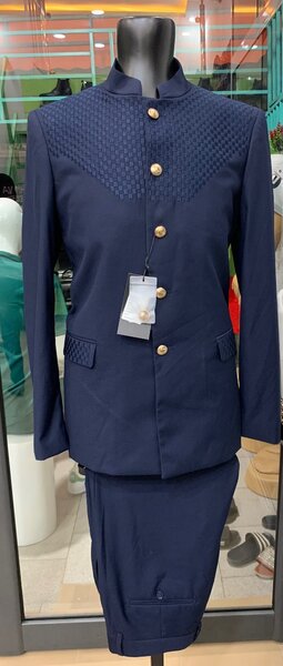 Tailleur élégant marine