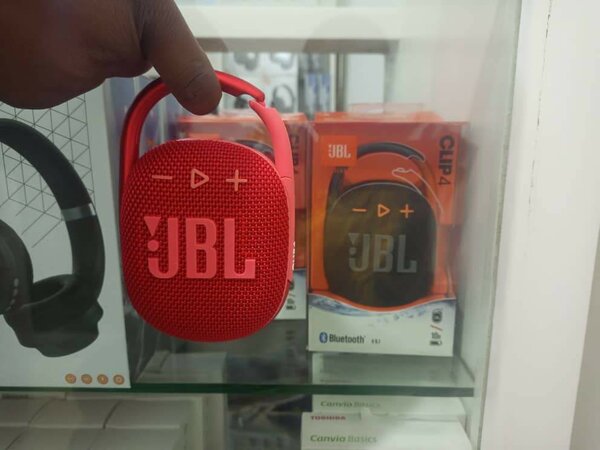 Enceinte bluetooth JBL CLIP 4