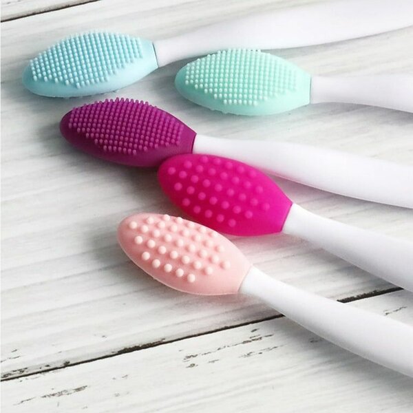 Lip Scrub Brush