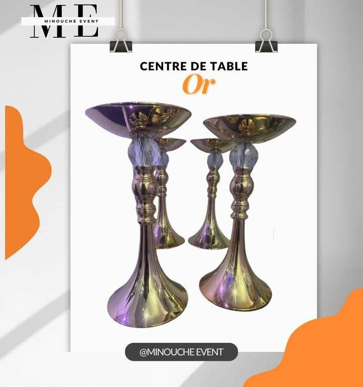 Bougeoires et centres de table en métal